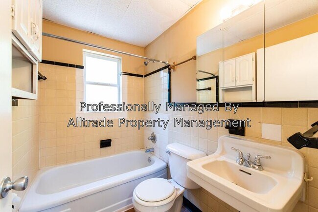 Foto del edificio - 1441 Nightingale Rd