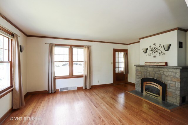Building Photo - 16775 Aptakisic Rd