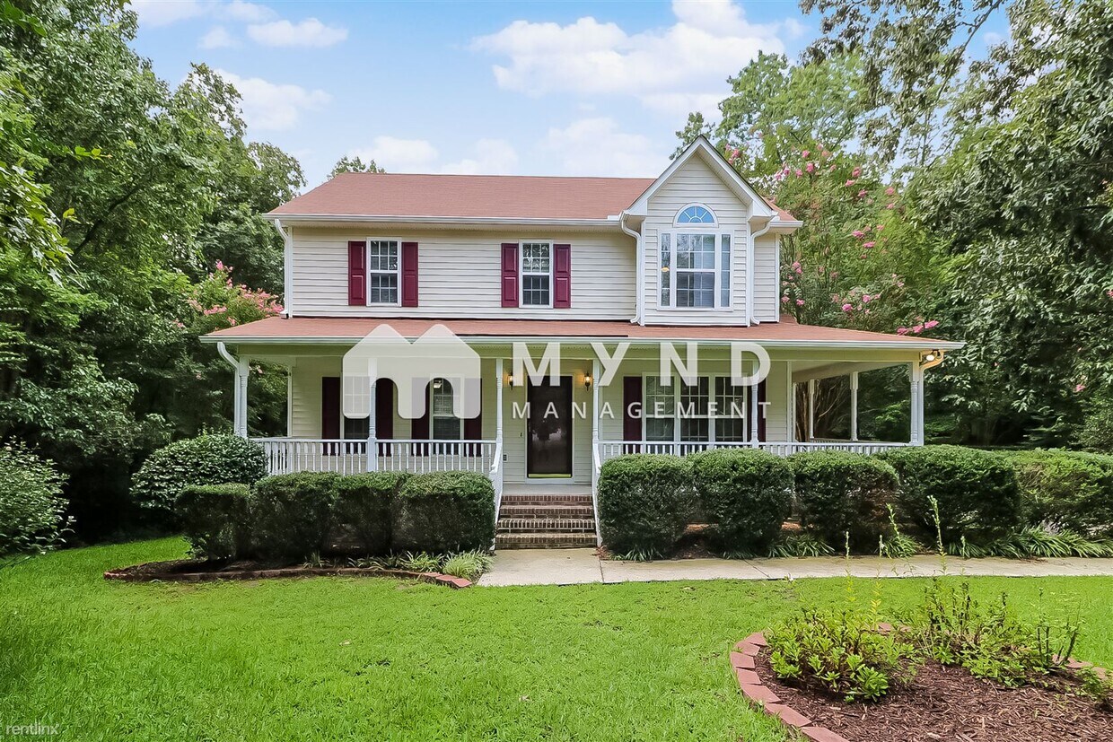 3 br, 2.5 bath House 606 Blazing Star Ct House for Rent in Garner