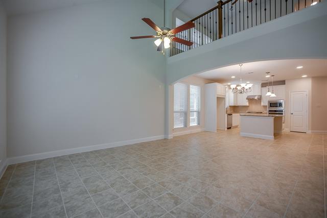 Foto del edificio - 116 Knight of Realm Blvd