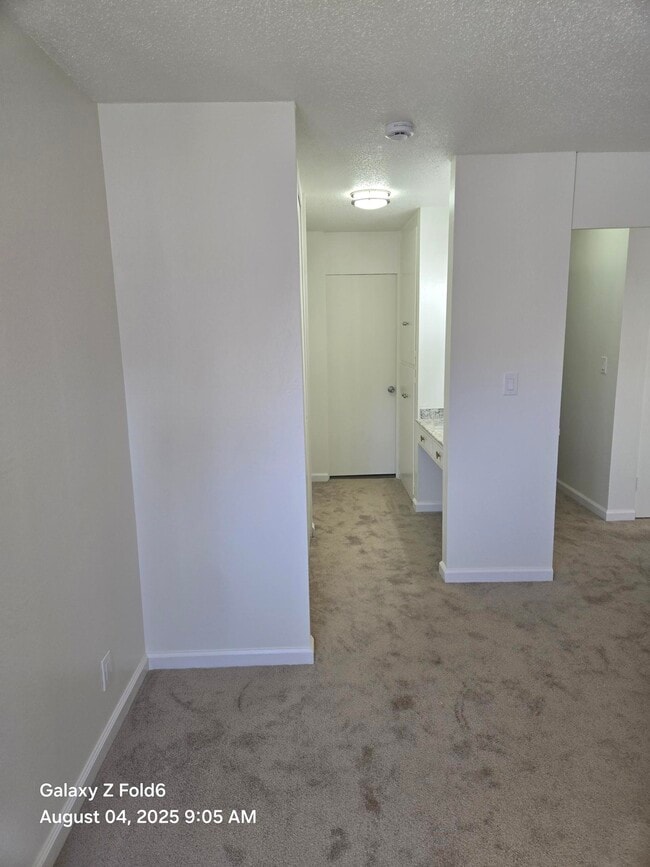 Building Photo - San Carlos Apartments LLC