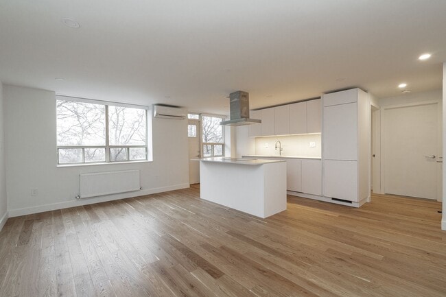 Building Photo - 47-49 Riverwood Parkway