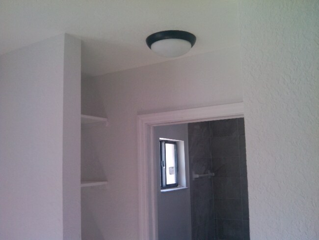 Foto del edificio - 516 NW 10th St
