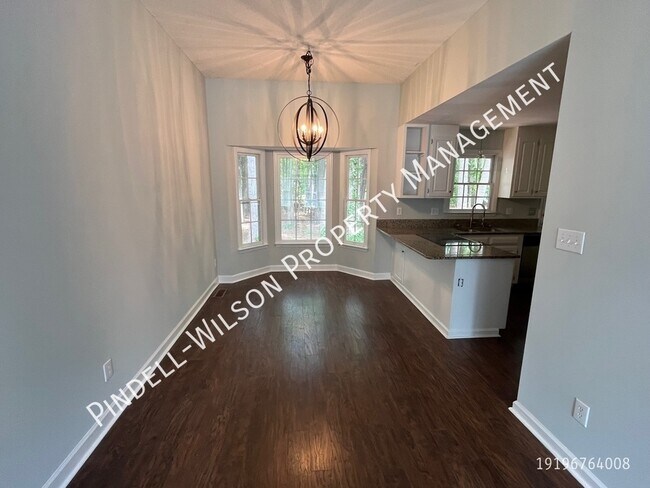 Foto del edificio - 6520 Westborough Dr