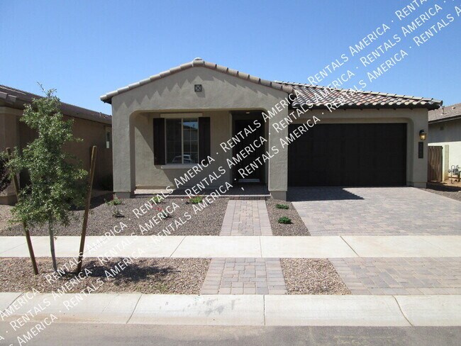 Building Photo - 3866 E Loma Vista St