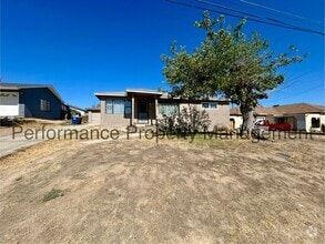 Building Photo - 1509 El Serento Dr