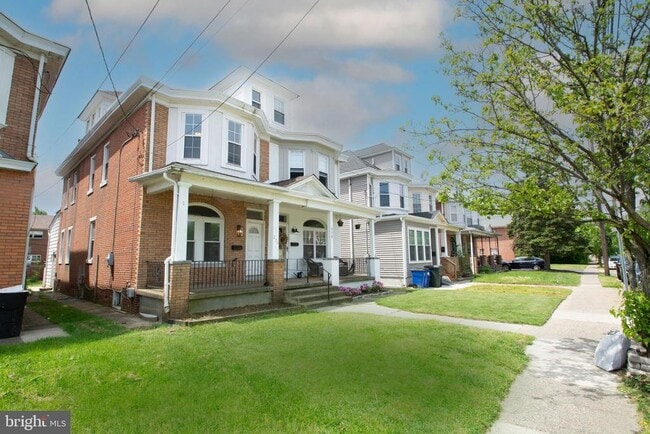 Building Photo - 272 Haddon Ave