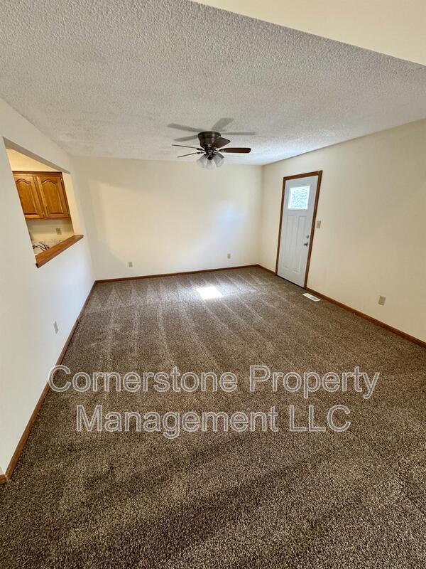 Building Photo - 2515 Crestline Ct