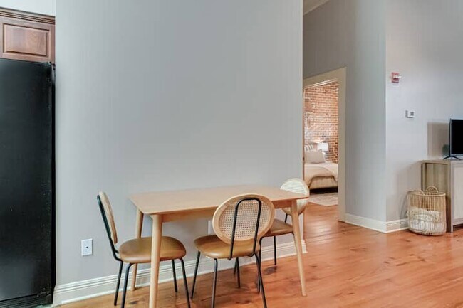 Building Photo - 500 Jefferson St