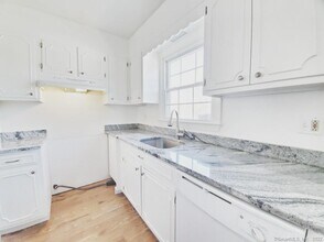 Building Photo - 15 Park St Building Photo - 15 Park St