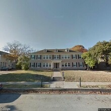 Building Photo - 1821 Sanger Ave