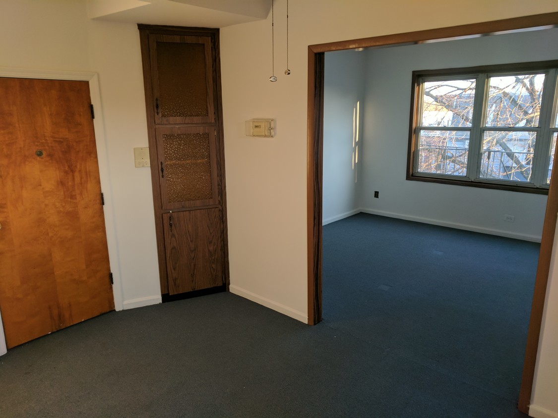 Primary Photo - 607 Vanderbilt St