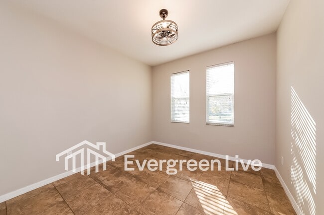 Building Photo - 15303 Long Cypress Dr