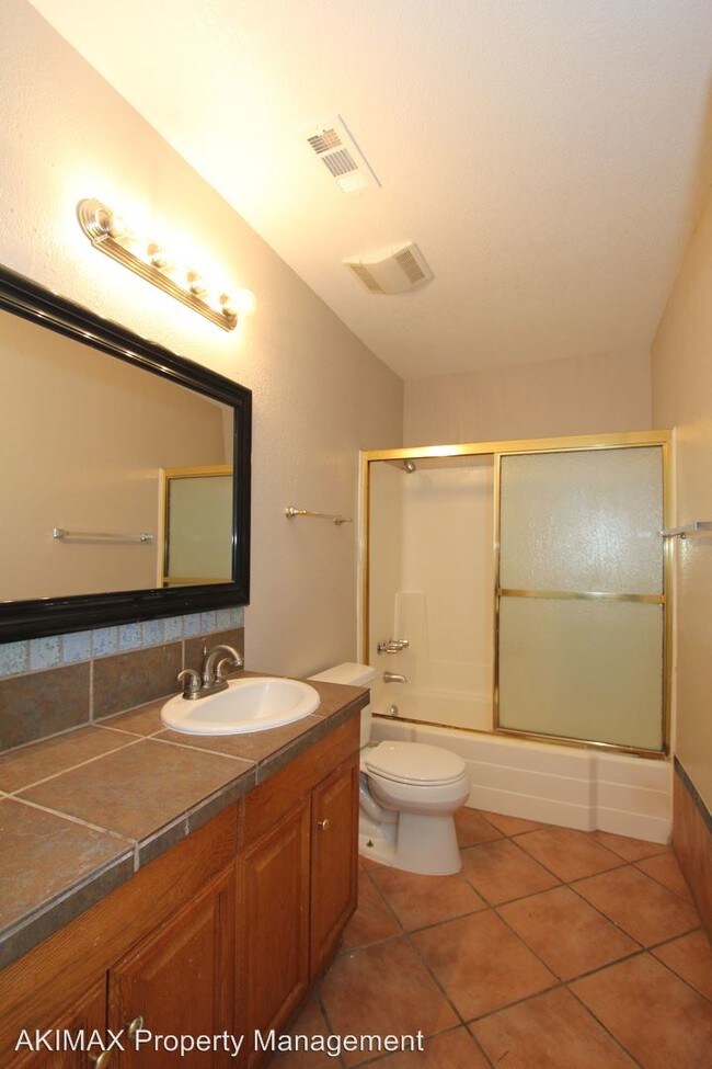Building Photo - 2541 Plantation Pl