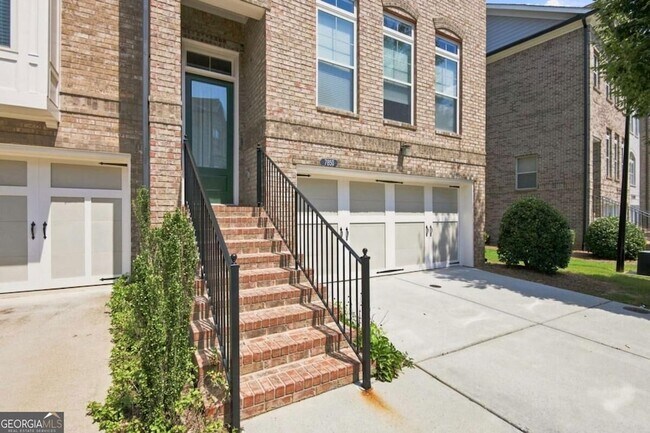 Foto del edificio - 7850 Laurel Crest Dr