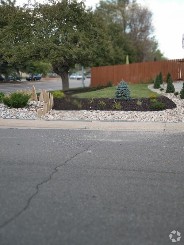 Park View Apartments for Rent with Utilities Included Denver, CO 1