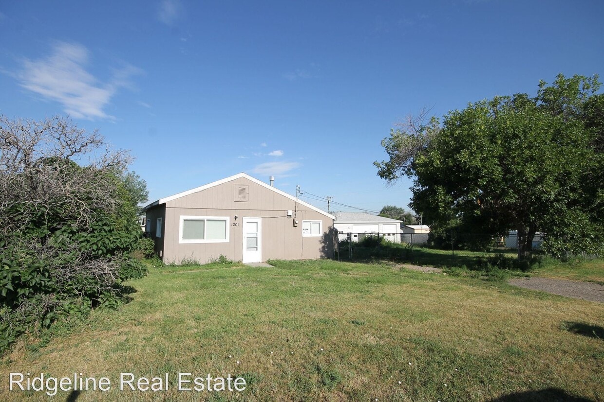 Primary Photo - 2 br, 1 bath House - 1201 4th Ave NW