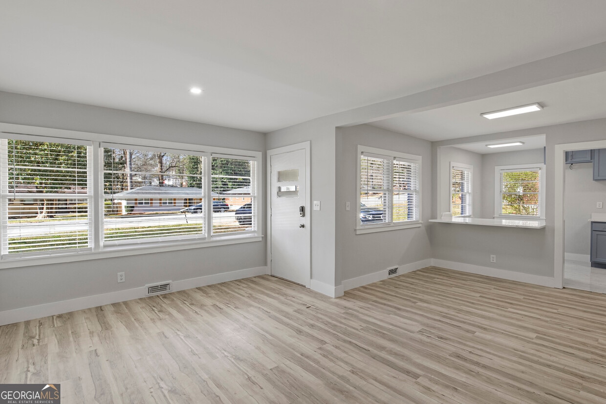 Foto del edificio - 1808 Brewer Blvd SW