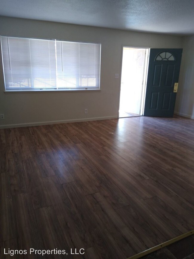 Building Photo - 2 br, 1 bath House - 4848 Warren Ave