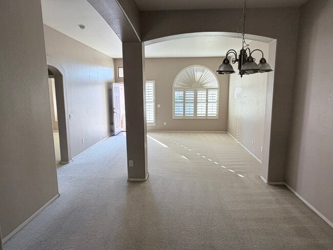 Foto del edificio - 412 E Jasper Dr