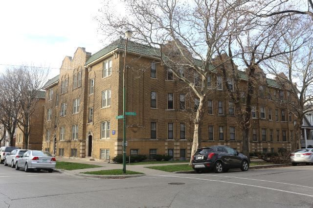 Building Photo - 2115 W Ainslie