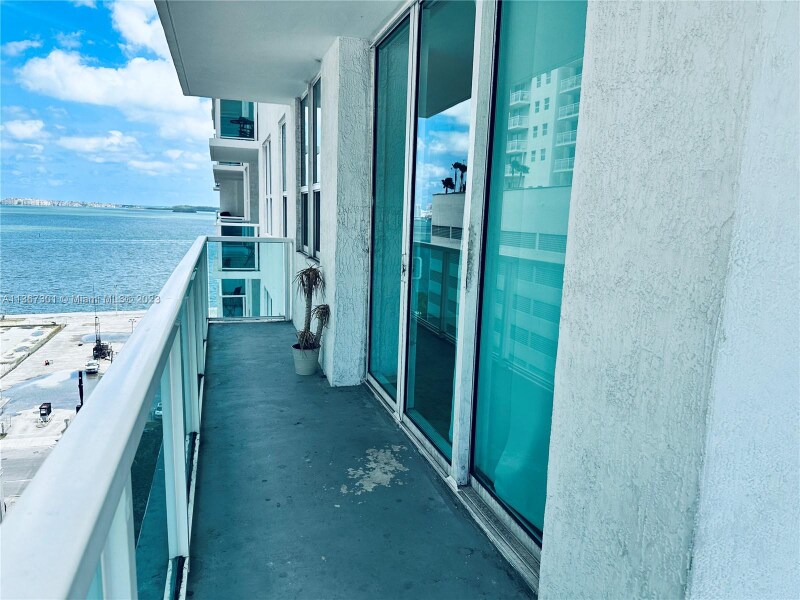 186 SE 12th St Unit 1005, Miami, FL 33131 Condo for Rent in Miami, FL