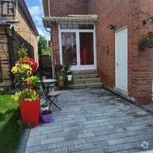 Building Photo - 58 Ebby Ave
