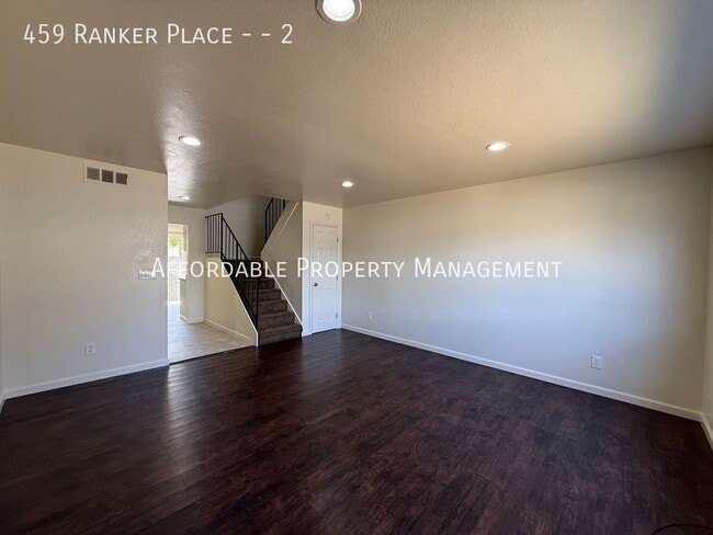 Building Photo - 459 Ranker Pl