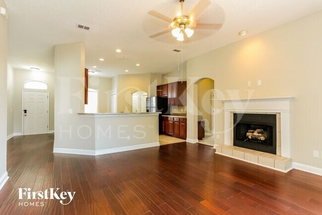 Foto del edificio - 86353 Sand Hickory Trail