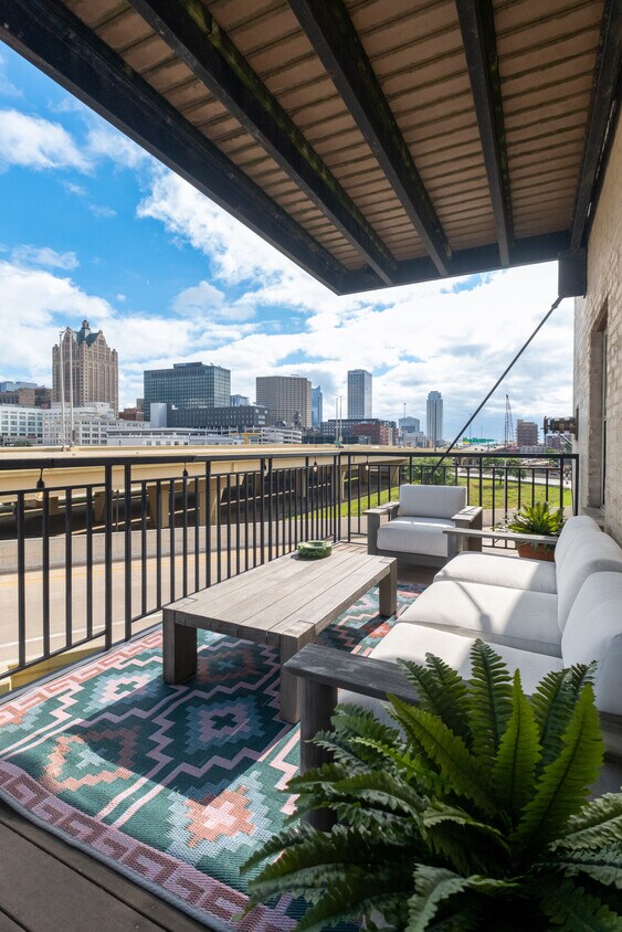 Foto principal - 413 N 2nd St