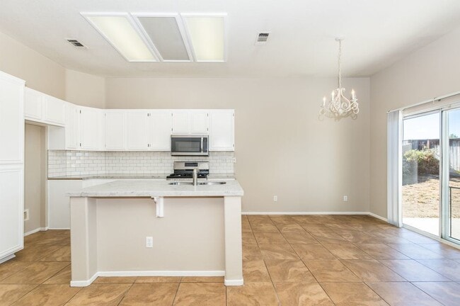 Foto del edificio - Lovely, Pristine Single-Story in South Tem...