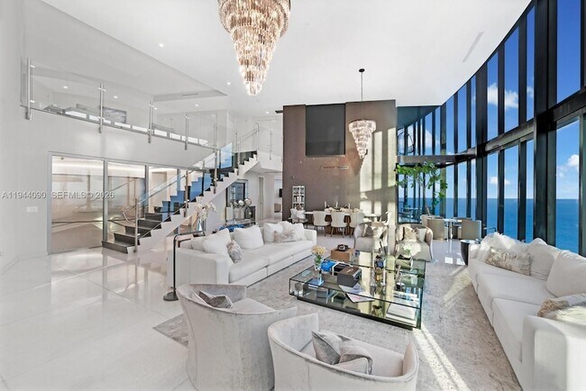 Foto del edificio - 18555 Collins Ave