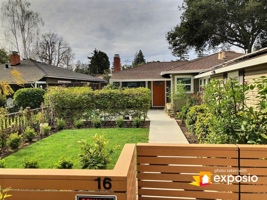 Foto principal - 16 Greenwood Pl