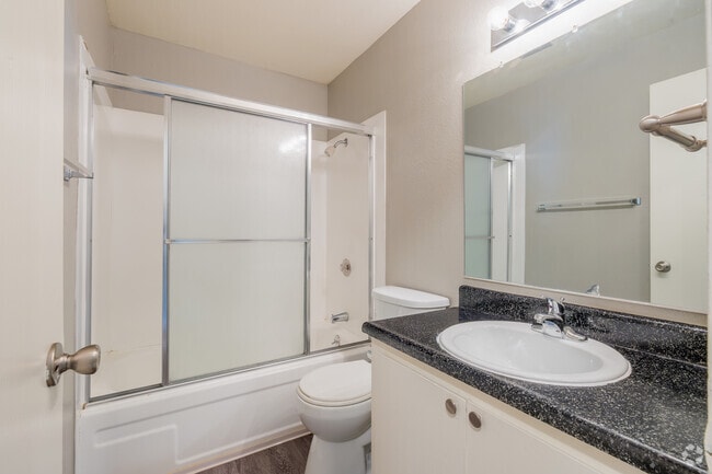2BR, 1BA - 800SF - Bathroom - Park Place Apartments