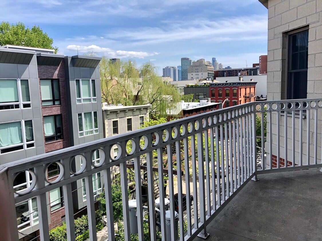Foto principal - 108 Monroe St