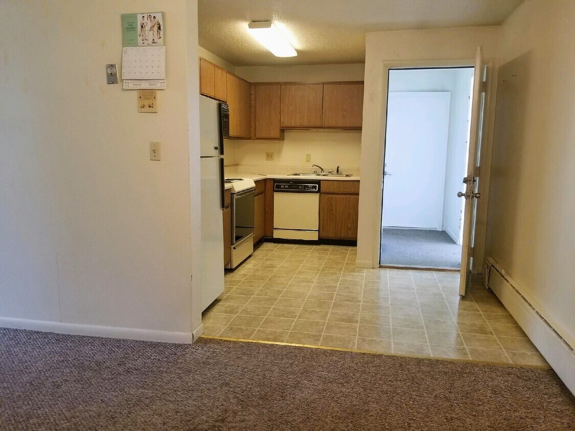 131 Elm St Unit 7, Gwinn, MI 49841 Condo for Rent in Gwinn, MI
