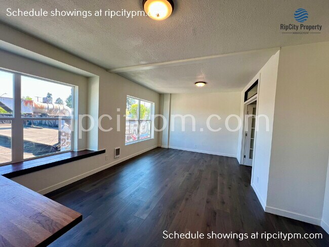 Foto del edificio - 827 N Lombard St