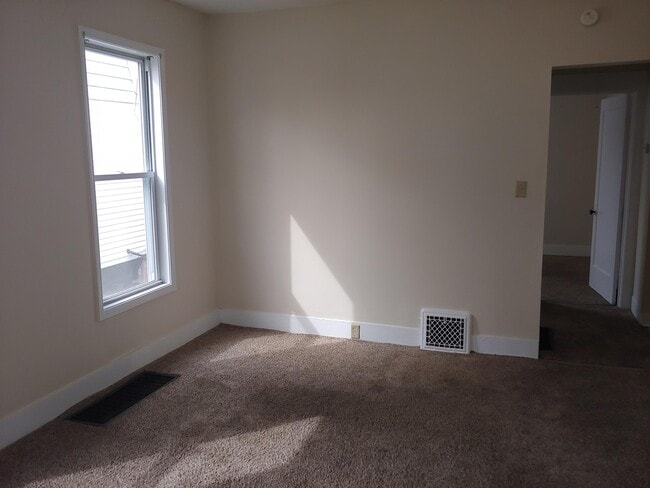 Building Photo - 1139 Lemoyne Ave