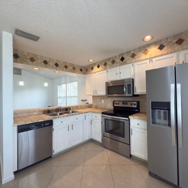 Foto del edificio - 53 Heather Cove Dr