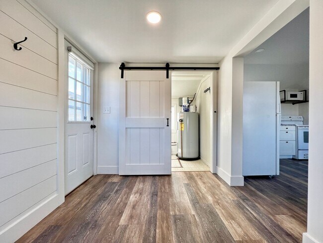 Foto del edificio - Fresh, Fun & Close to Elk Lake