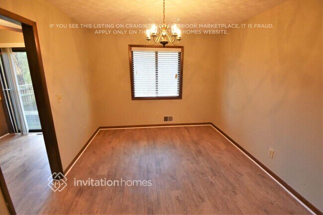 Foto del edificio - 4223 King James Ct