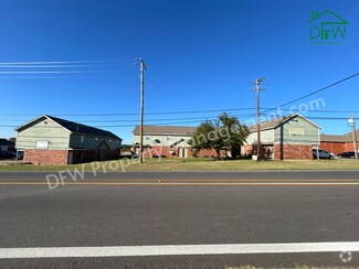Building Photo - 809 W Walnut St