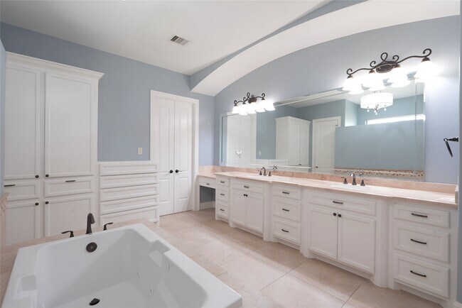 Foto del edificio - 32726 Tall Oaks Way