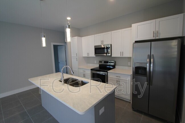 Foto del edificio - 1213 Amazon Ln