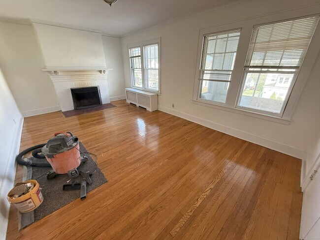 Foto del edificio - 89 Maplewood Ave