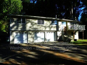 Building Photo - 8313 71st St NW