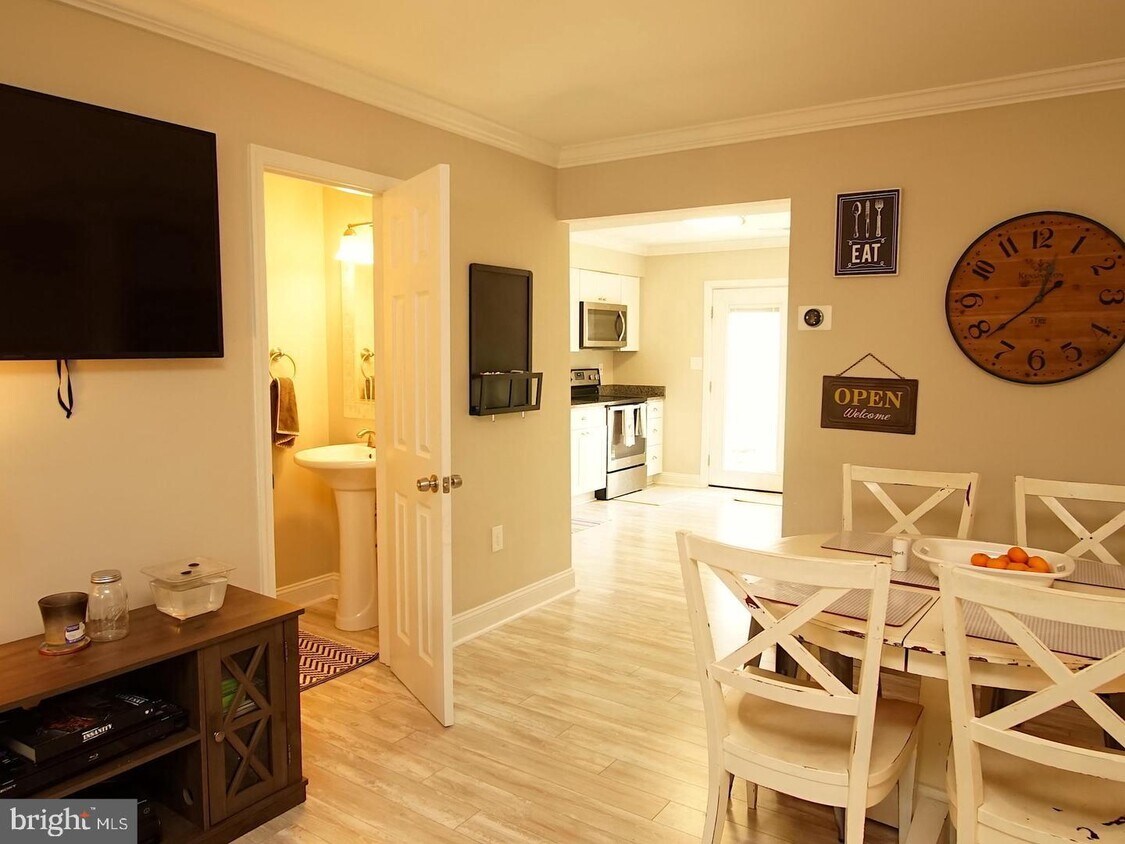 526 Lancaster Pl, Frederick, MD 21703 Townhouse for Rent in Frederick