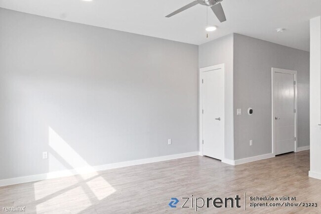Foto del edificio - 2 br, 2.5 bath Townhome - 7805 Cooper Lane...