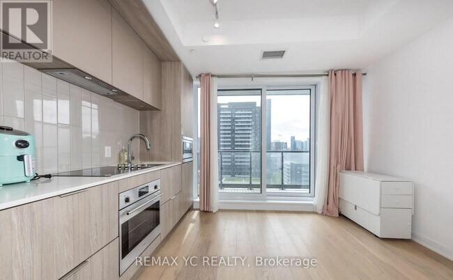 Photo du bâtiment - 130 River St