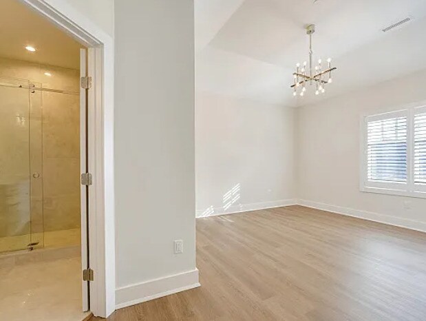 Foto del edificio - 445 Ramapo Valley Rd